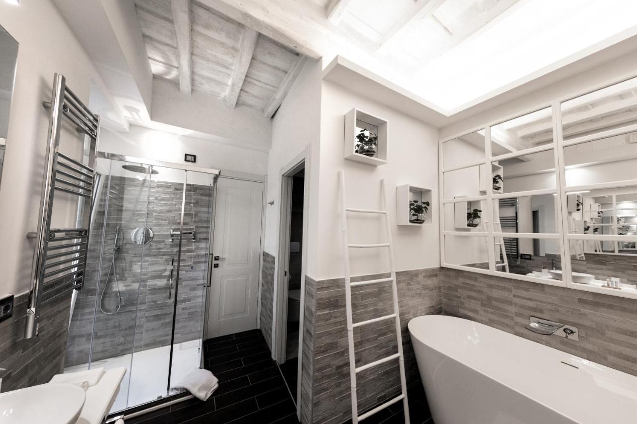 Barcaccia Luxury Suites Róma Kültér fotó